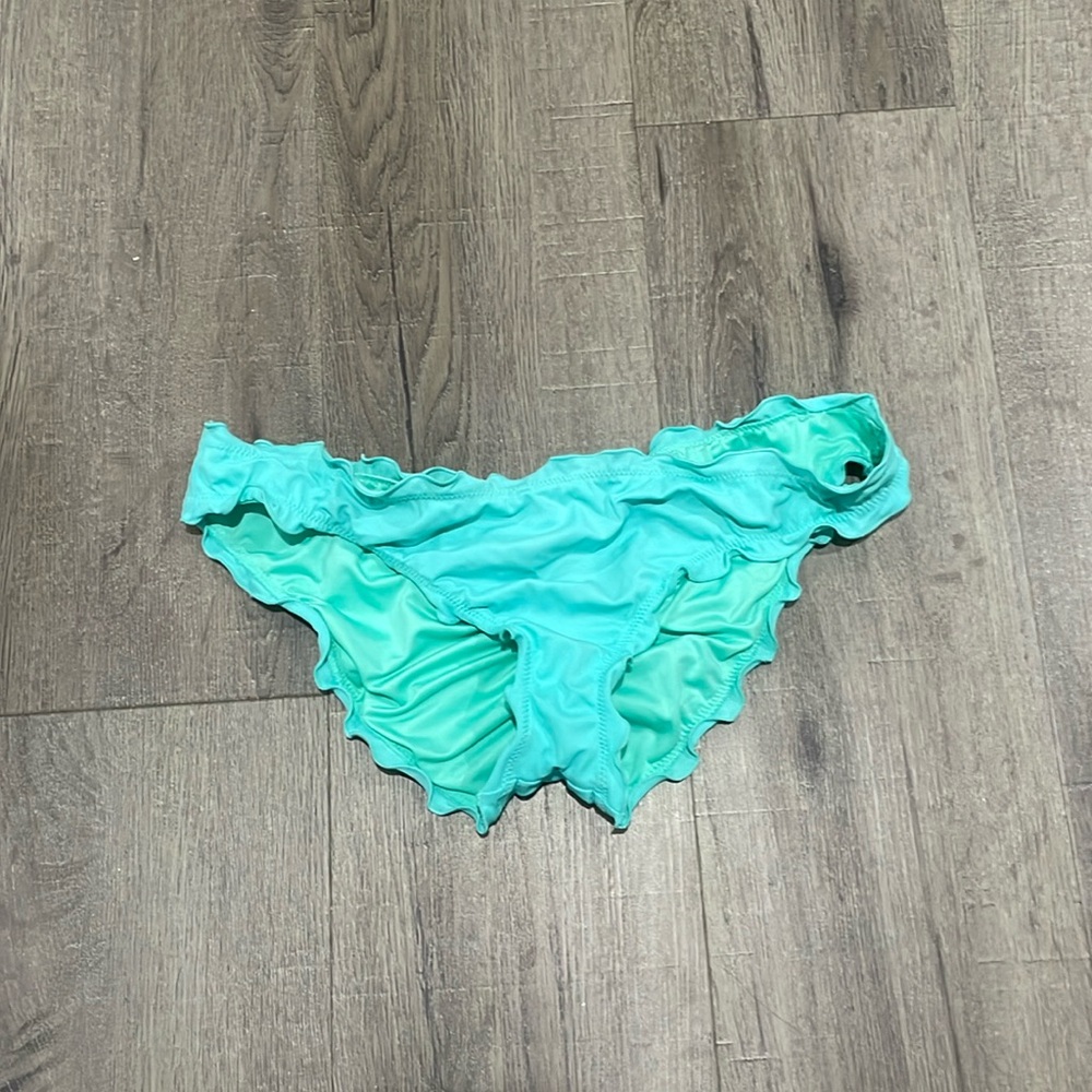 EUC Green Sea Foam Medium Victoria Secret Ruffle Bikini Bottoms